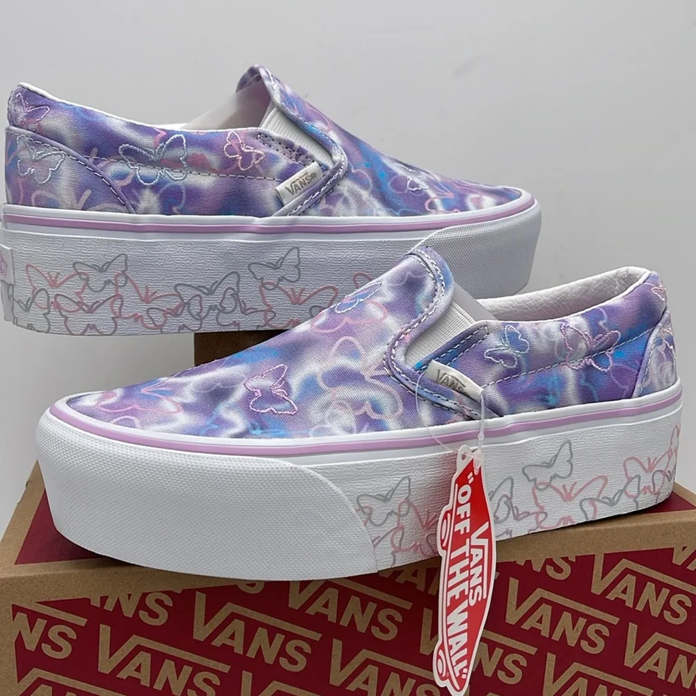 Vans WMNS Purple Platform Sneakers Classic Slip-On
Butterfly Dreams
VN0A7Q5RKPL - Picture 9 of 16